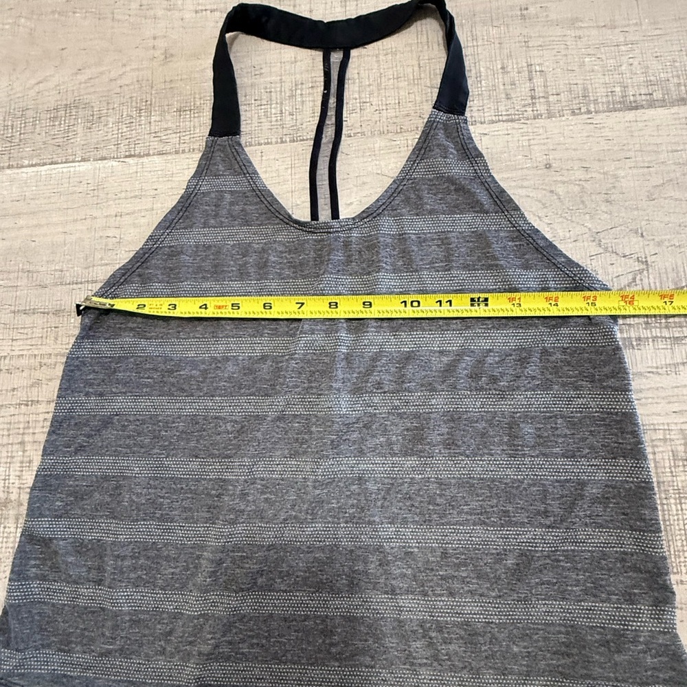 Nike Black and Grey RacerBack Workout Tank Size Small - Picture 5 of 7